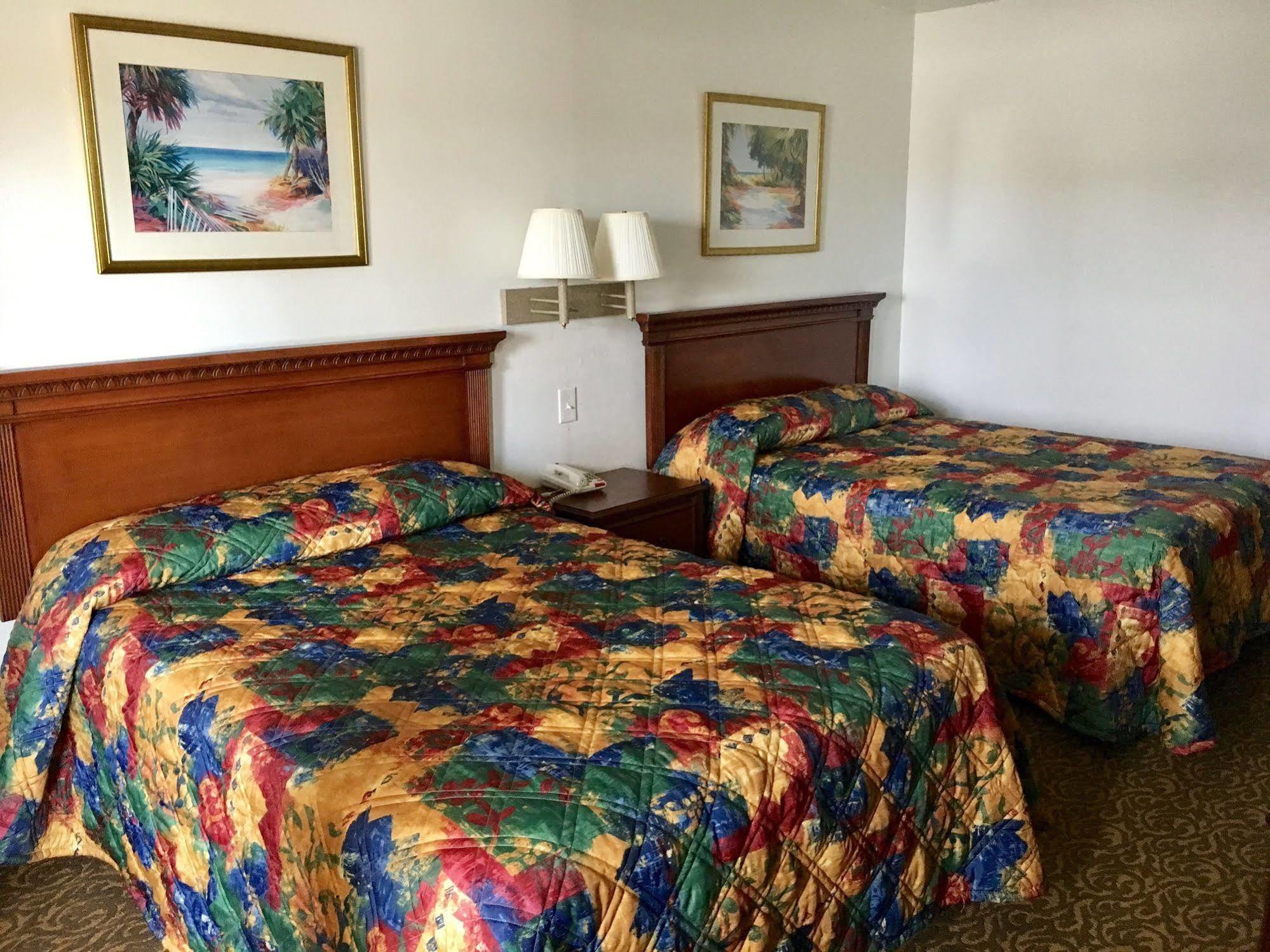 East Lake Inn Orient Park Екстер'єр фото
