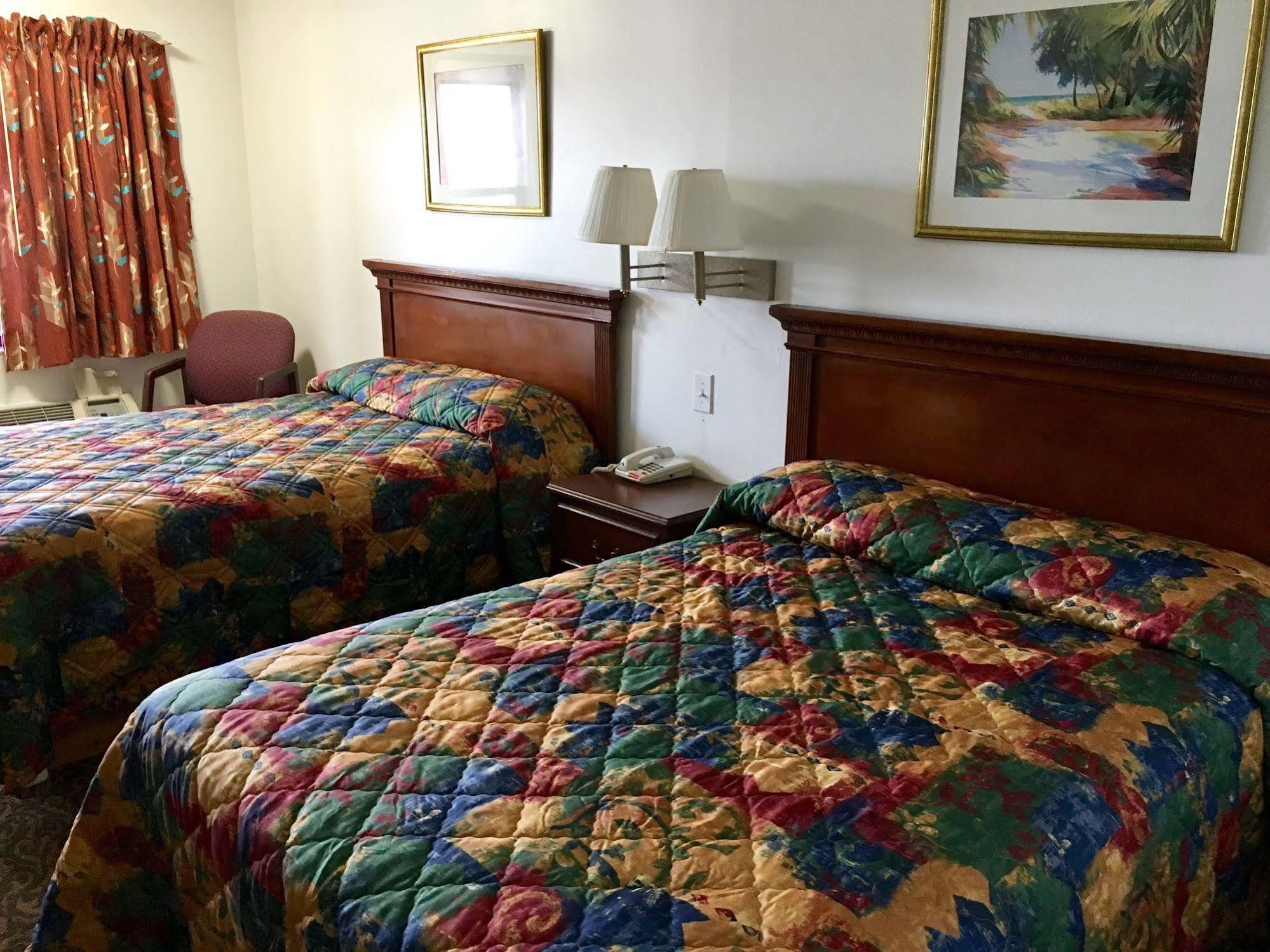 East Lake Inn Orient Park Екстер'єр фото